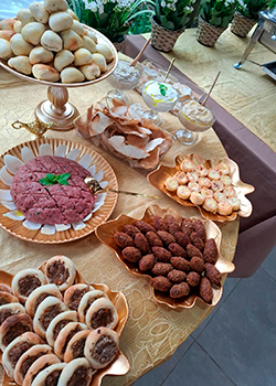 Kibe, esfiha e pastas árabes como homus e coalhada